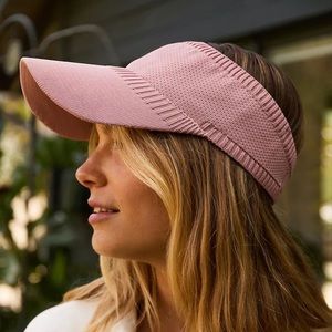 In search of this Billie Visor Hat